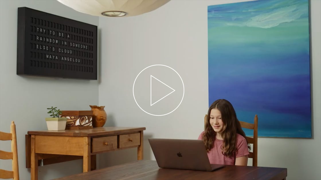 Vestaboard-thumbnail-commercial-arrivinghome4-with-button
